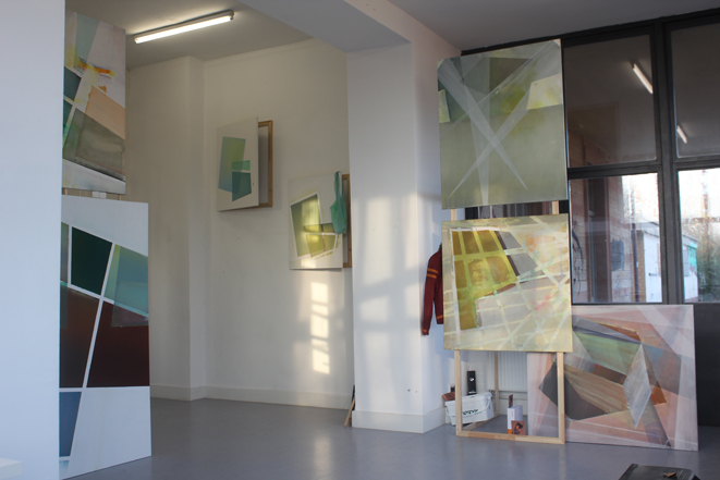 Kirsten Kötter: Kunst als Architektur einer freien Gesellschaft (installation view), Ausstellung 23.11.-14.12.2014, Kunstfabrik Darmstadt, ehemaliger Bahnhof Wixhausen