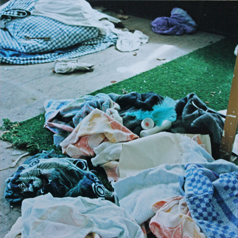 Garments / Kleider, 2002, photography, 25 × 25 cm,
  photo series Jugendherberge Veckerhagen (Kirsten Kötter)