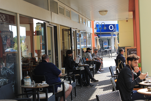 Frankfurt a. M., Adalbertstraße 4, 2018, Café, Foto: Kirsten Kötter